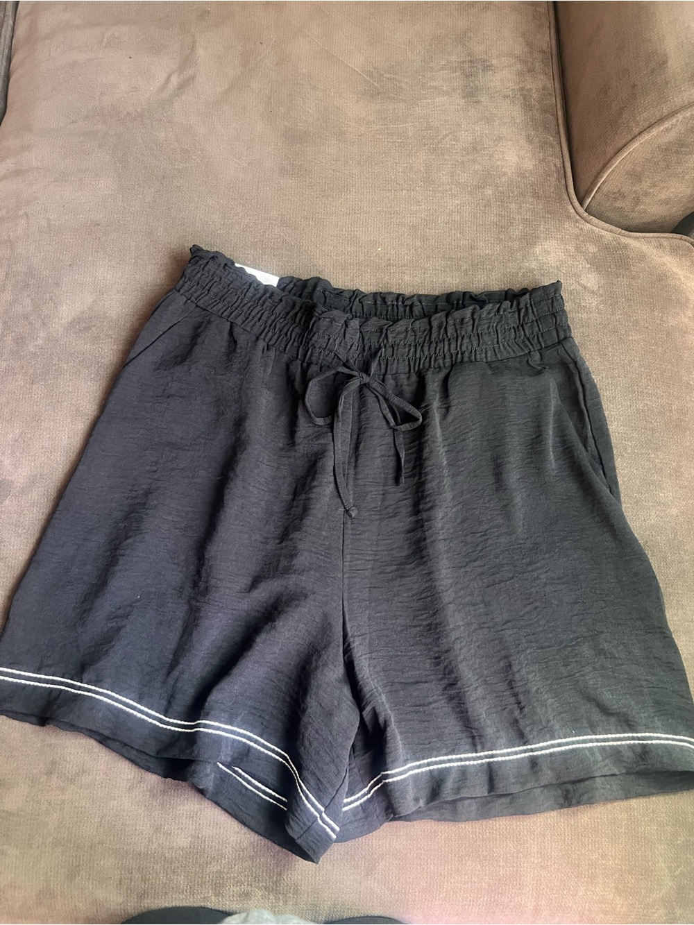 Adrianna Papell Black High-Waist Drawstring Shorts with White Trim